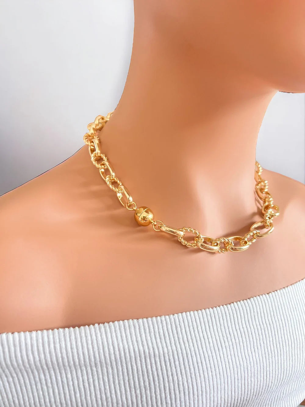 18K Gold/Silver/Two Tone 10MM Alternate Twisted Oval Necklace