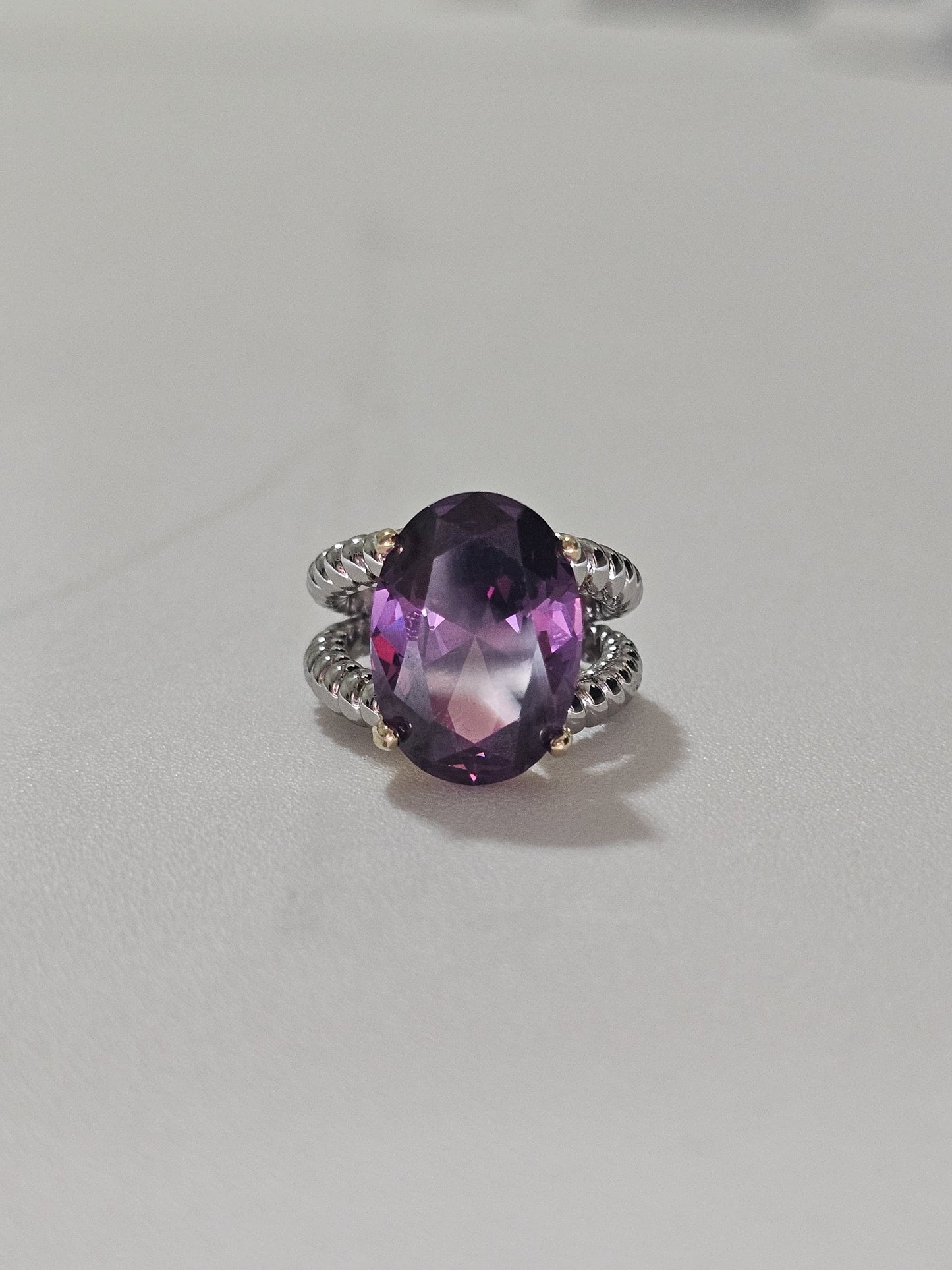Vibrant Crystal Statement Ring – Eye-Catching Gemstone Design