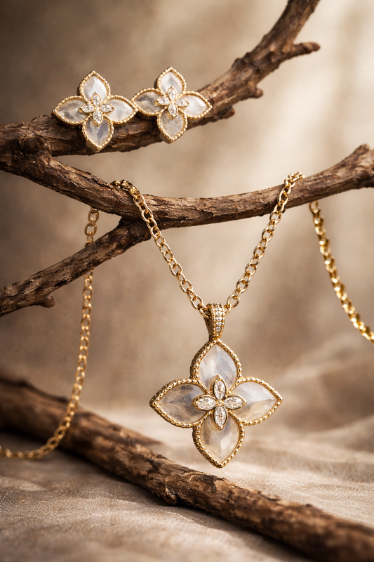 Clover Embrace Neck & Ear Set