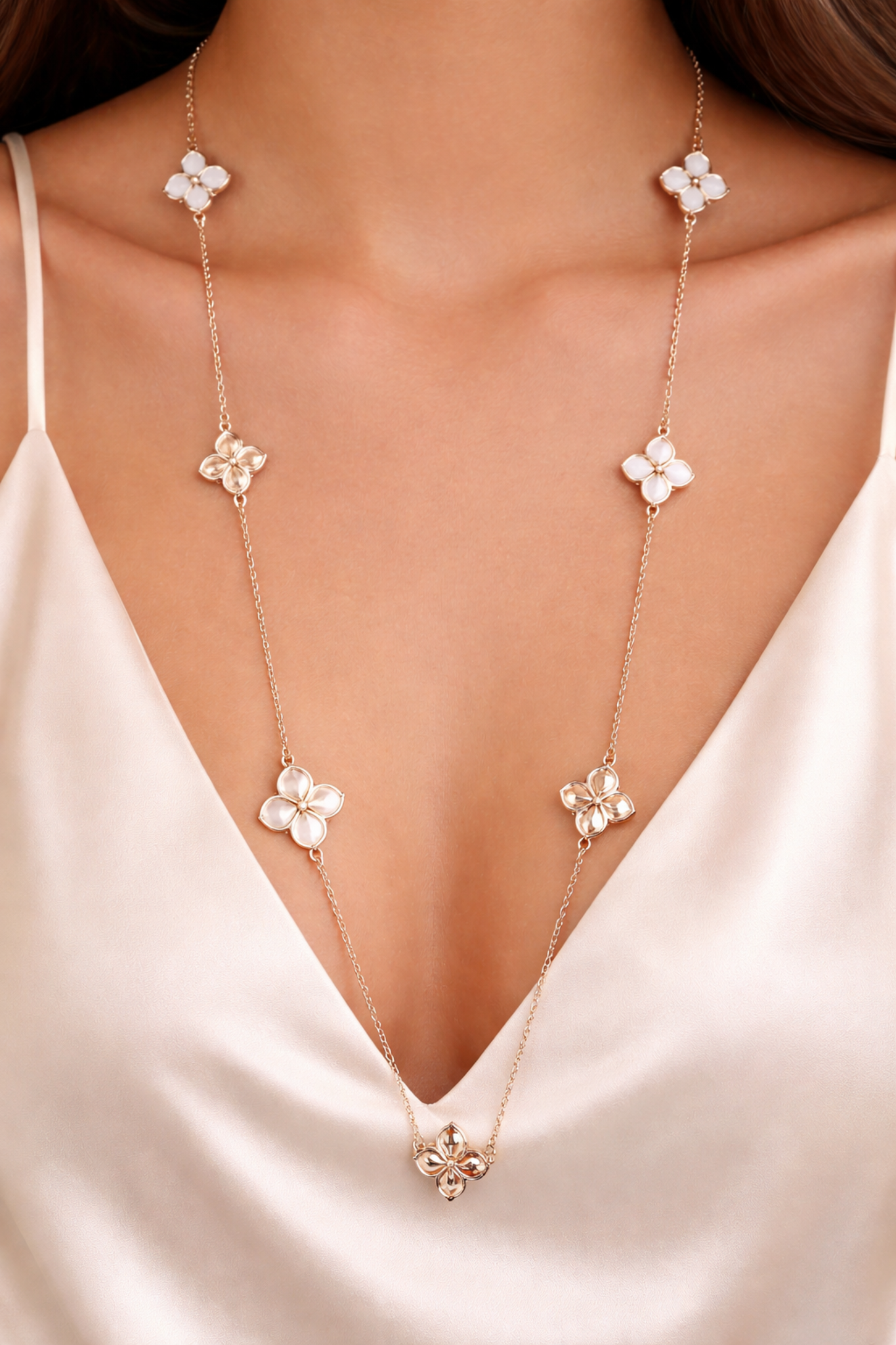 Long mother of pearl Chain