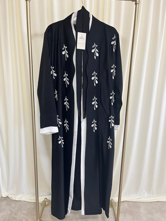 Midnight Ivory Hand-Embroidered Abaya