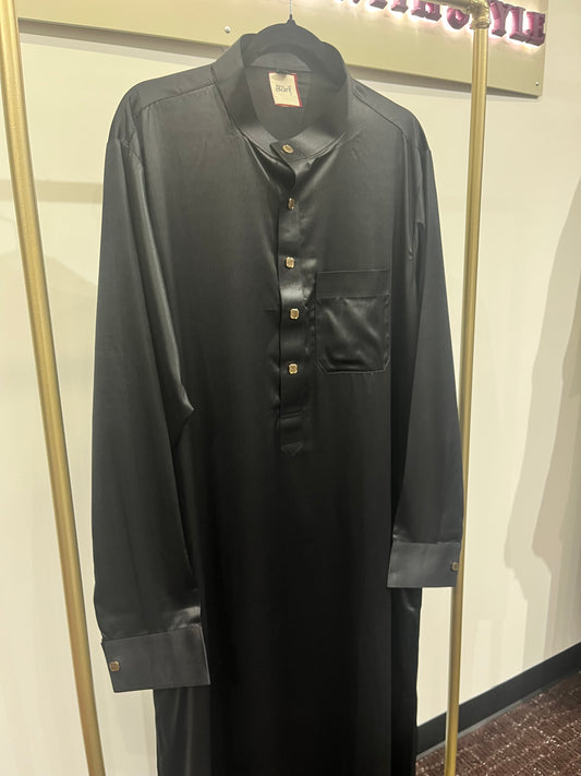 Midnight Luxe Black Satin Thobe – Premium Men’s Modest Wear