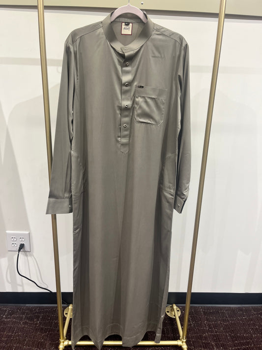 Olive Mist Classic Thobe – Premium Mandarin Collar Edition