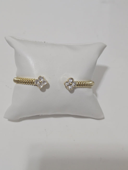 2 Stone Motifs Cuff Bracelet