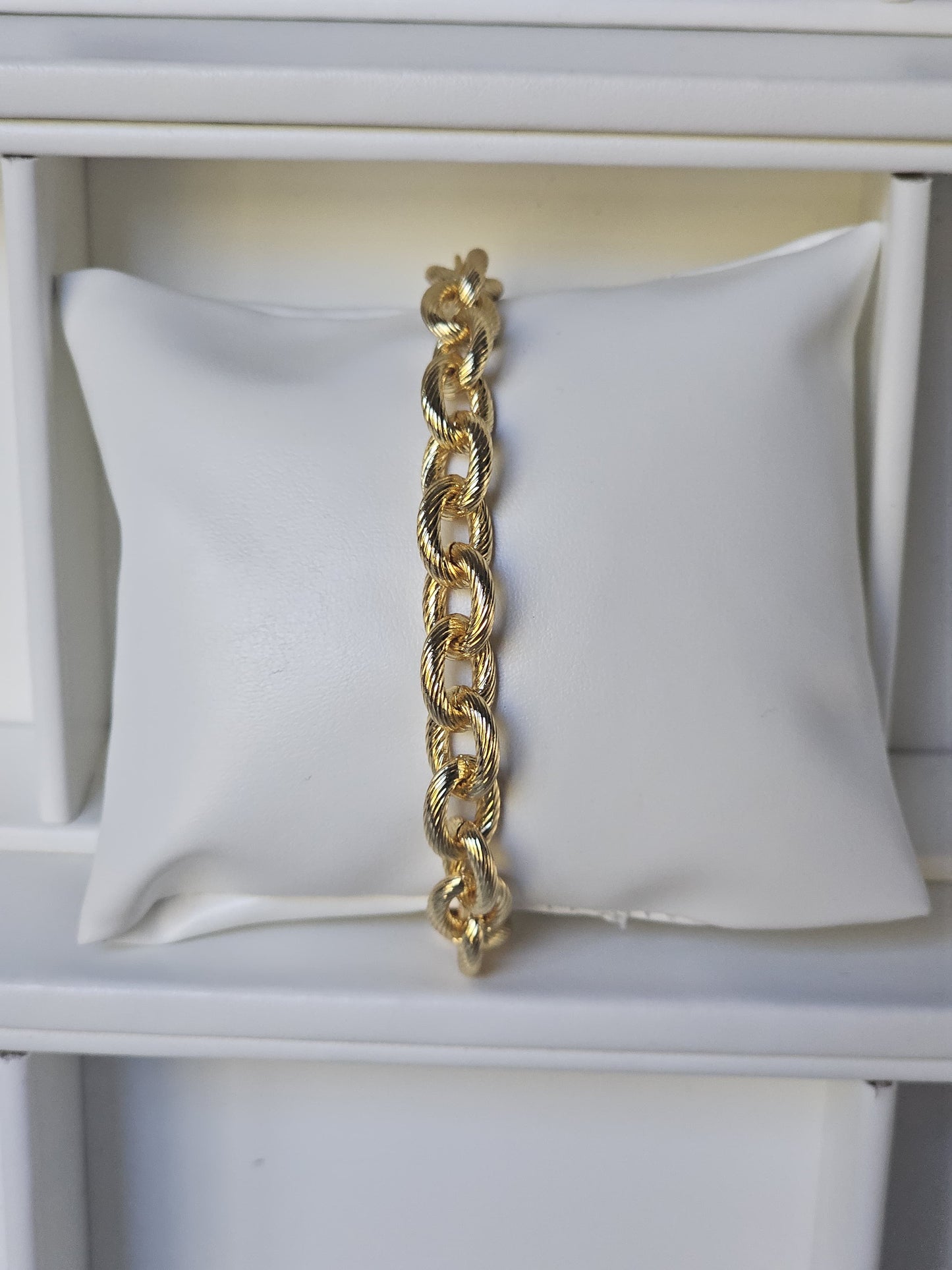 18k Gold Plated Textured Link Chain Bracelet