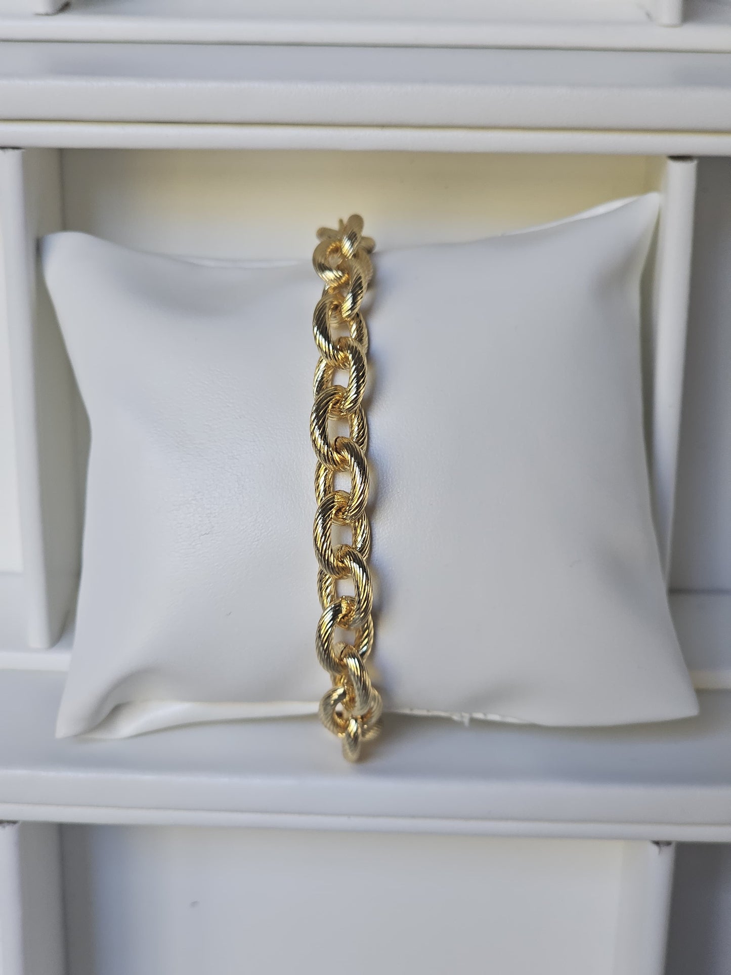 18k Gold Plated Textured Link Chain Bracelet